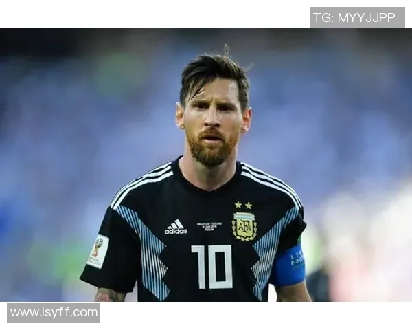 足球巨星九宫格精美壁纸集合展现经典瞬间与辉煌时刻 足球巨星九宫格精美壁纸集合展现经典瞬间与辉煌时刻