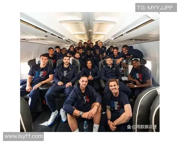 足球精神代表球星榜单：以拼搏与团队为核心的顶级球员解析